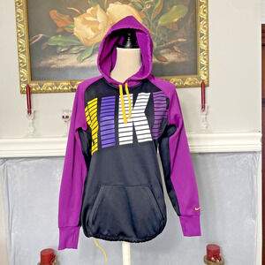 Nike Therma Fit Pullover Hoodie Spell Out Graphic Medium